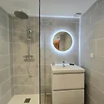 Σπίτι διακοπών Maison En Pierres Au Coeur Du Perigord, 10 Personnes, Charme Authentique - Fr-1-616-508 La Chapelle-Aubareil