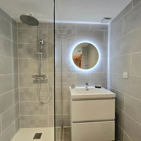 Casa vacanze Maison En Pierres Au Cœur Du Périgord, 10 Personnes, Charme Authentique - Fr-1-616-508 La Chapelle-Aubareil