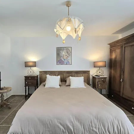 Maison En Pierres Au Coeur Du Perigord, 10 Personnes, Charme Authentique - Fr-1-616-508 * La Chapelle-Aubareil